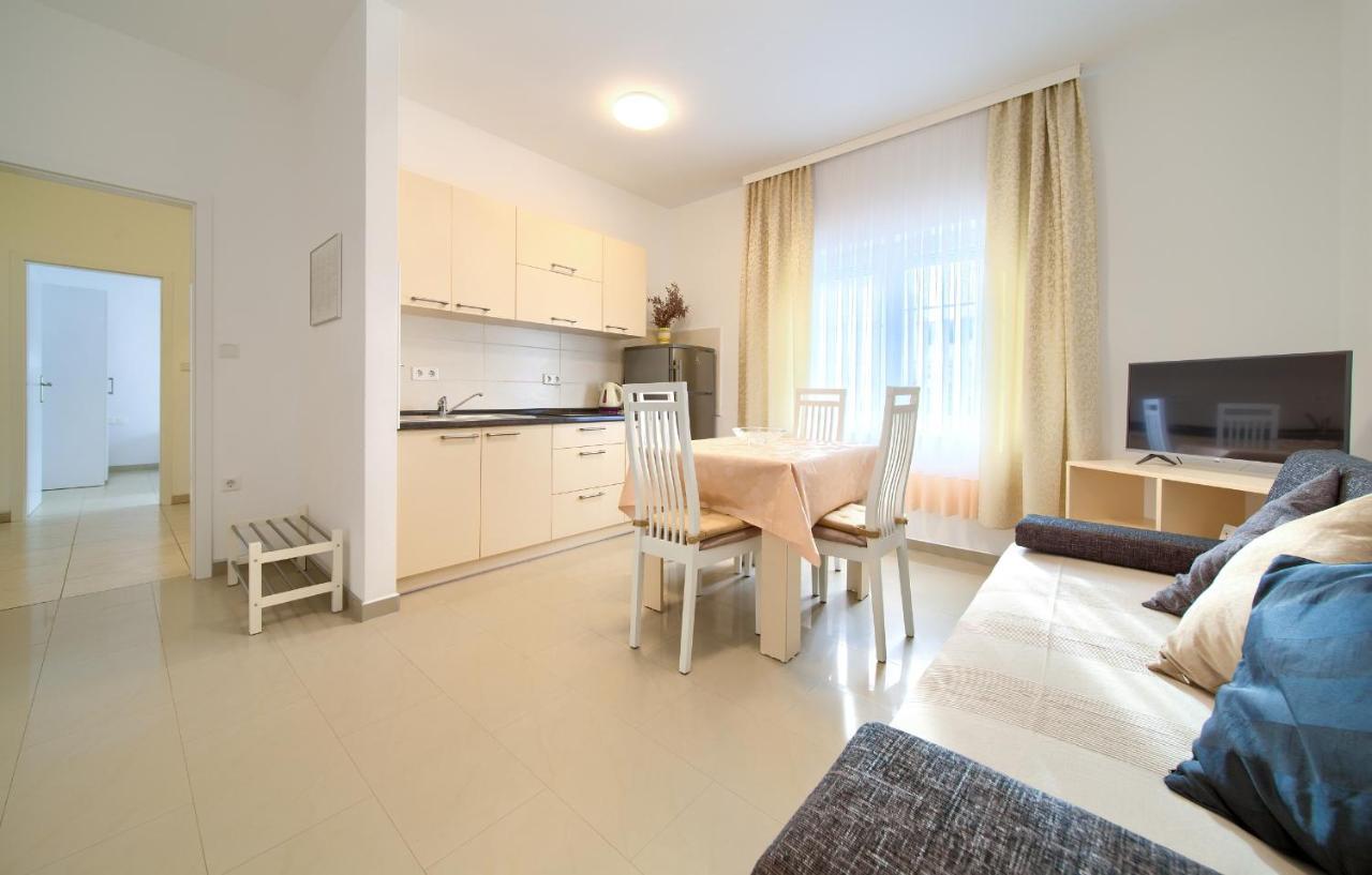 Apartmani Mara Matic Malinska Dış mekan fotoğraf
