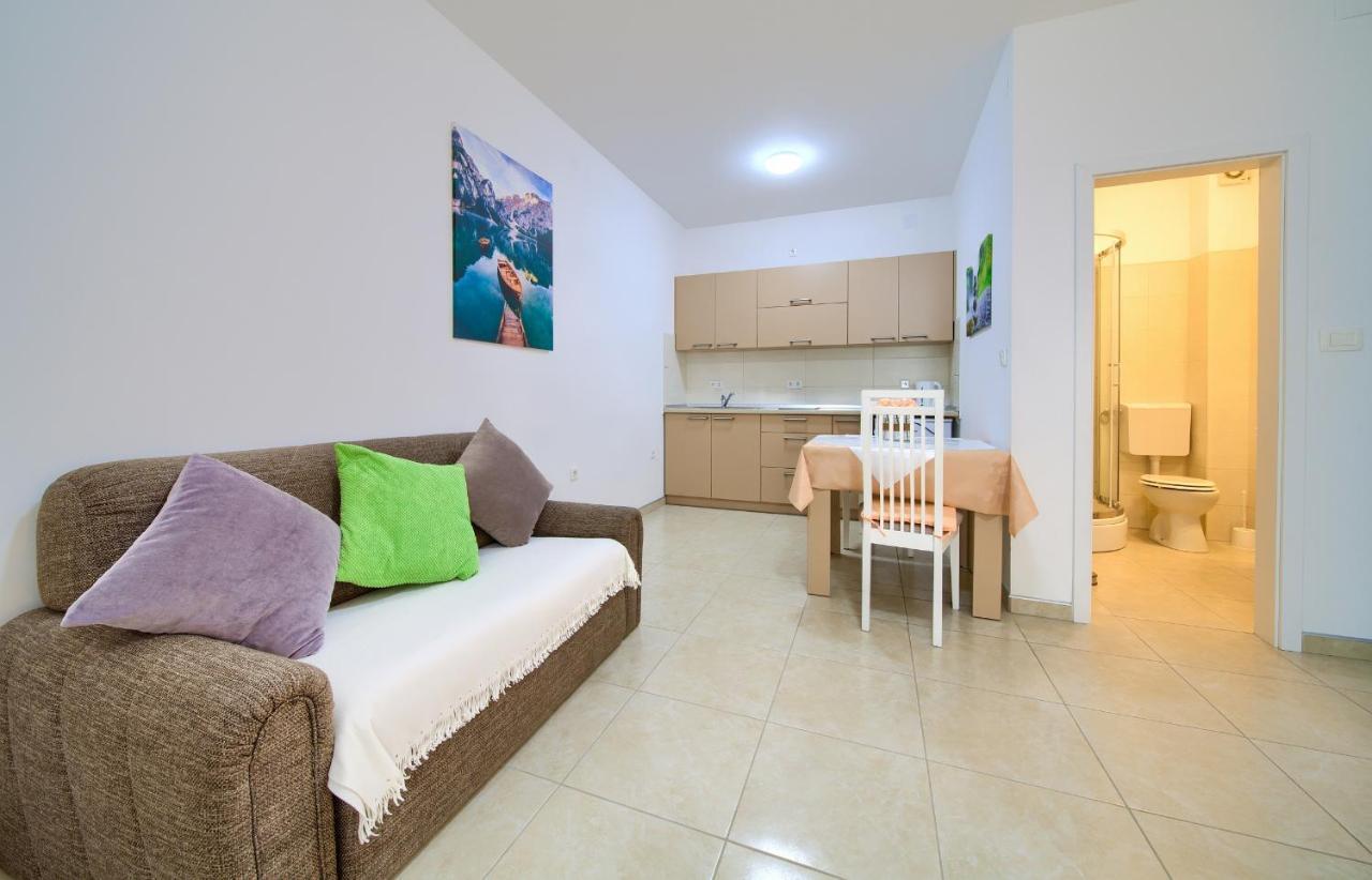 Apartmani Mara Matic Malinska Dış mekan fotoğraf