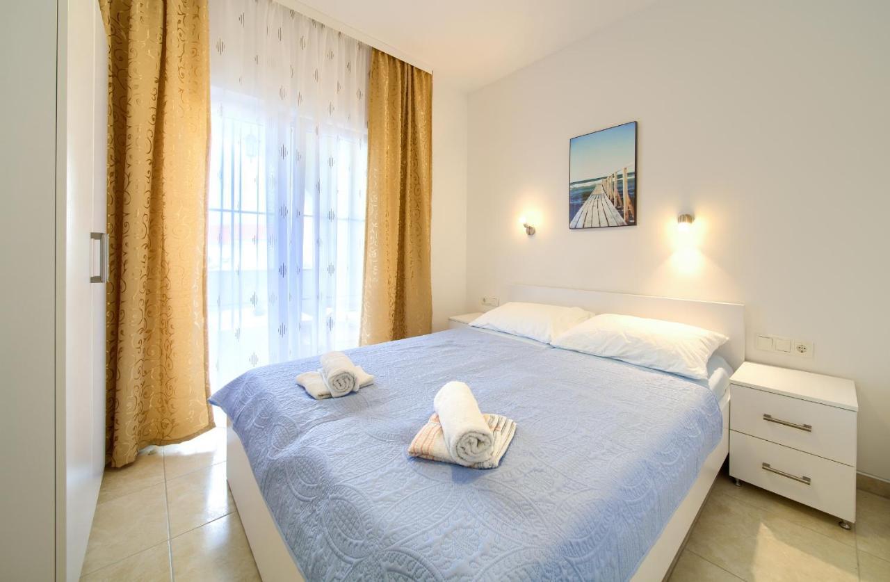 Apartmani Mara Matic Malinska Dış mekan fotoğraf
